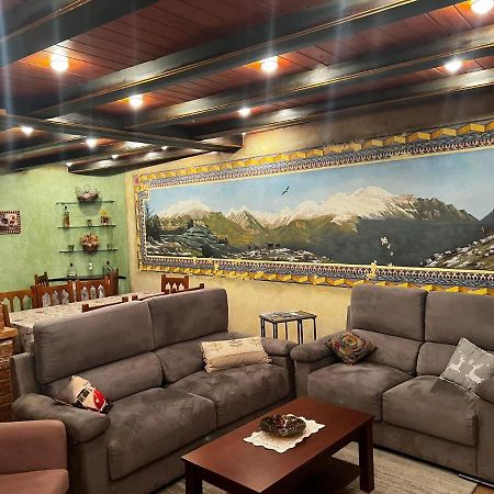 Casa Pelentos Sandinies ภายนอก รูปภาพ